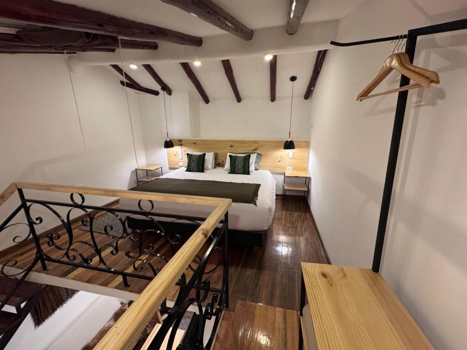 ホテル Casa Cristobal Siete Cuartones クスコ エクステリア 写真